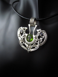 Sterling silver spade pendant with peridot
