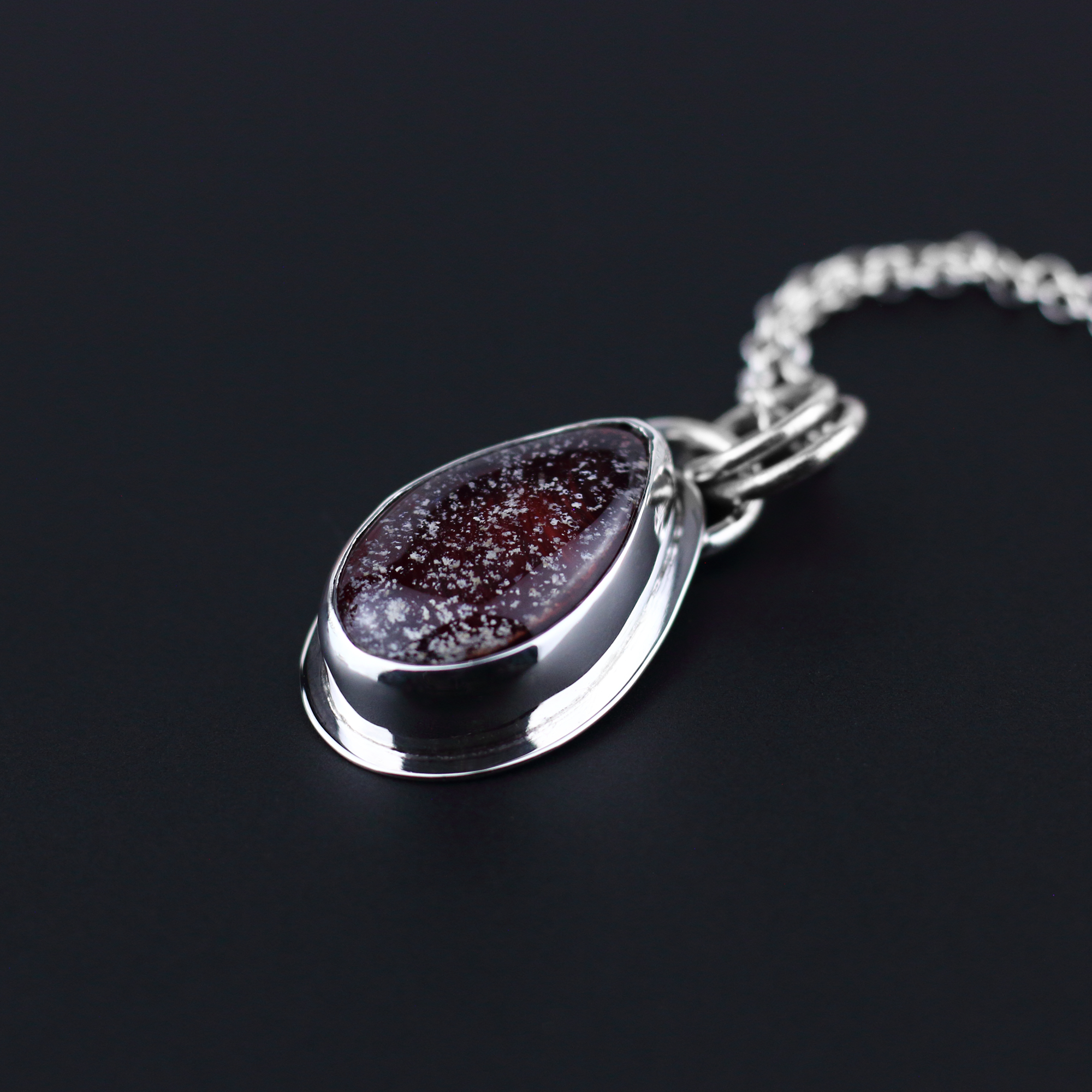 Dainty Crystal Teardrop Cremation Memorial Ashes Necklace – Nicky Robin  Memorial Jewellery